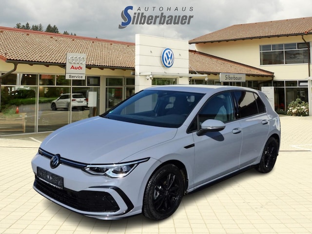 Volkswagen Golf 1.5 eTSI DSG R-Line