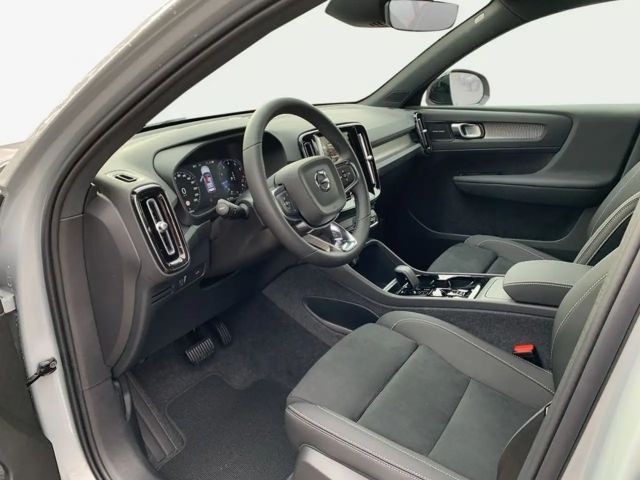 Volvo XC40 Dark Plus