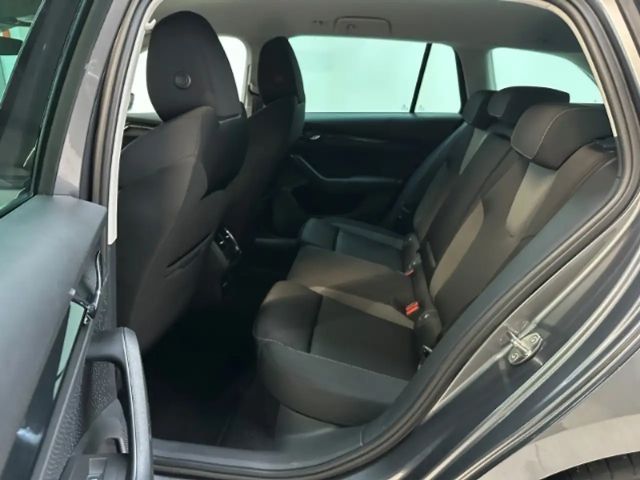 Skoda Octavia 1.5 TSI Combi Tour