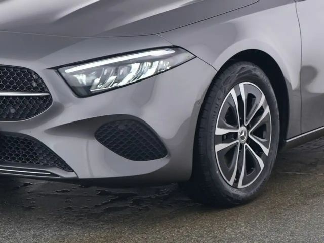 Mercedes-Benz A 180 A 180 Advanced RFK*MBUX*SHZ*LED*WINTER PAKET*etc