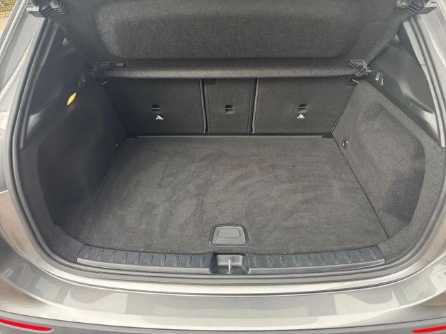 Mercedes-Benz GLA 200 4MATIC Style