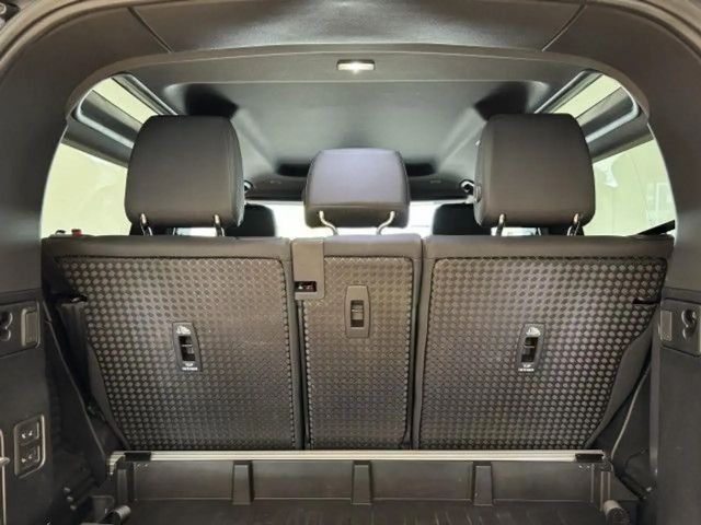 Land Rover Defender 90 AWD D250 Dynamic SE