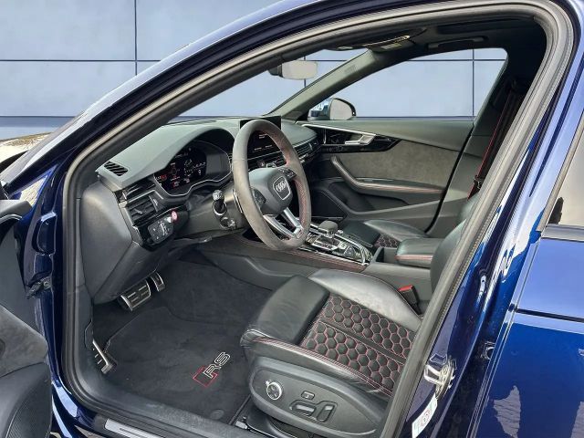 Audi RS4 331(450) kW(PS) tiptr.