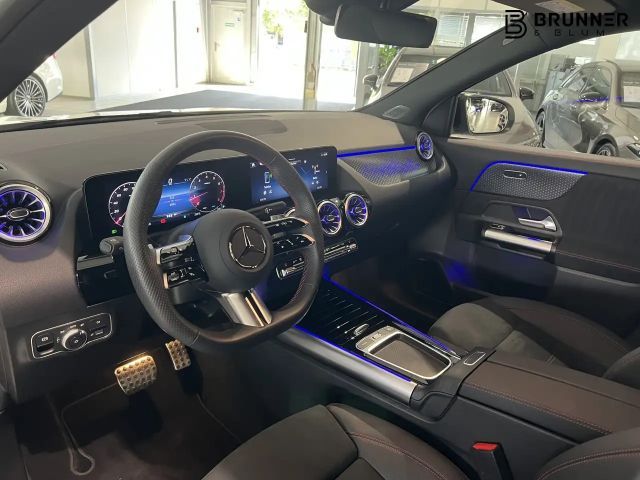 Mercedes-Benz GLA 200 AMG Line