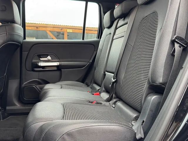 Mercedes-Benz GLB 220 GLB 220 d