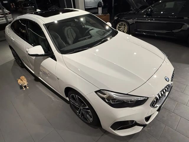 BMW 220 220i Coupé M-Sport