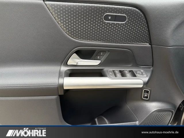 Mercedes-Benz B 200 Progressive