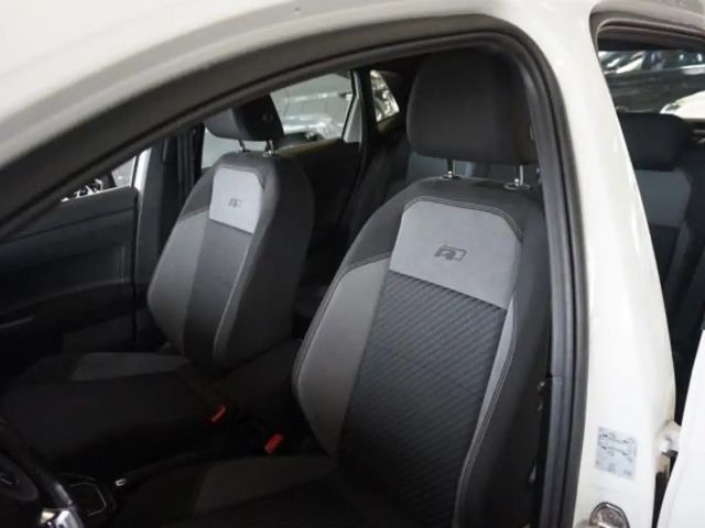 Volkswagen Polo DSG R-Line