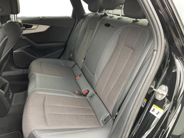 Audi A4 35 TDI S-Line S-Tronic Sedan