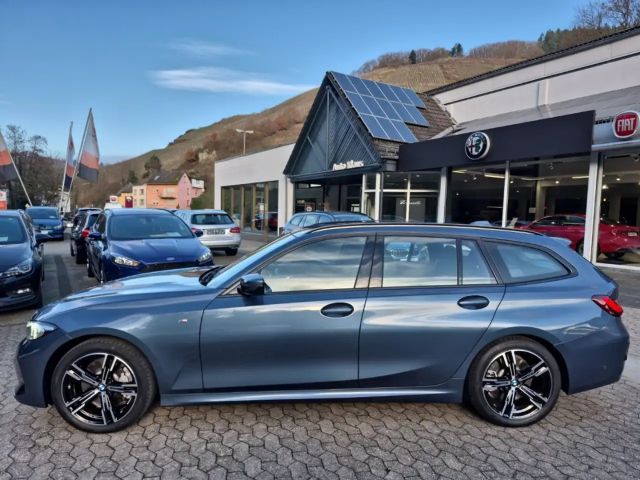 BMW 330 330i M-Sport Touring xDrive