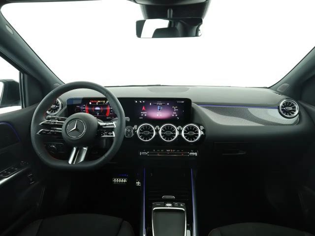 Mercedes-Benz B 220 AMG Line B 220 d