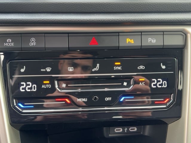 Volkswagen T-Roc T-Roc 2.0 TDI DSG "MOVE" LED Navi Front-Ass Lane-Ass Sitzhzg Bluet.