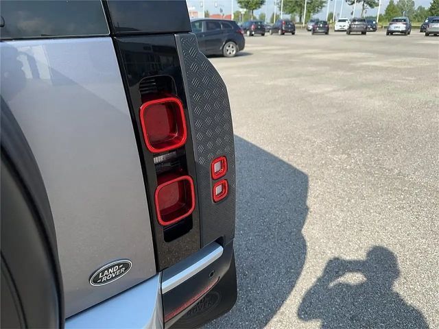 Land Rover Defender 110 D200 S