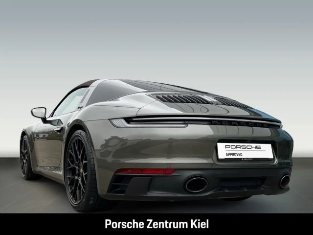 Porsche 992 4 Coupé GTS Targa