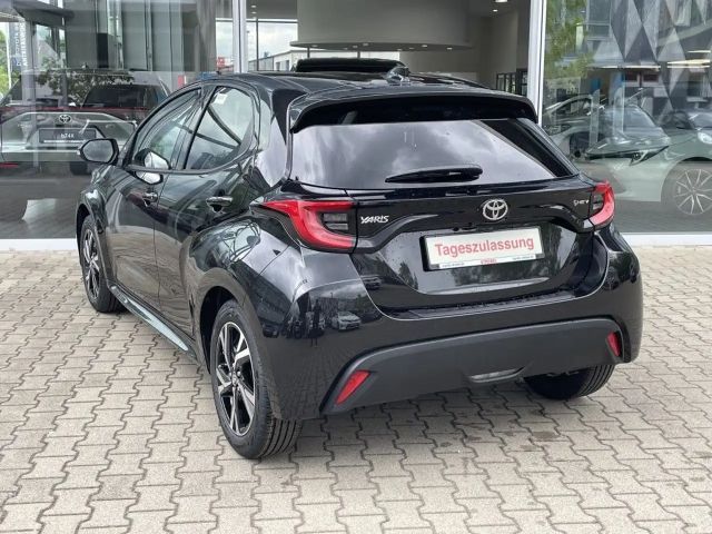 Toyota Yaris Hatchback Hybride VVT-i