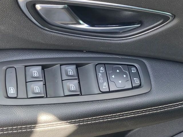 Renault Grand Scenic EDC Grand TCe 160