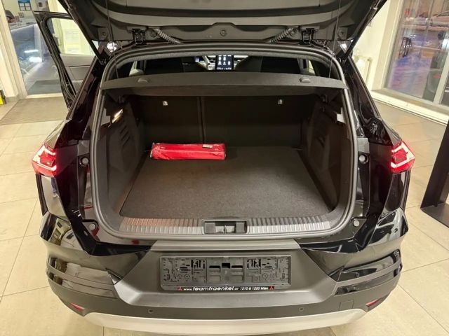 Mitsubishi Grandis 1,3 Petrol Invite C 26