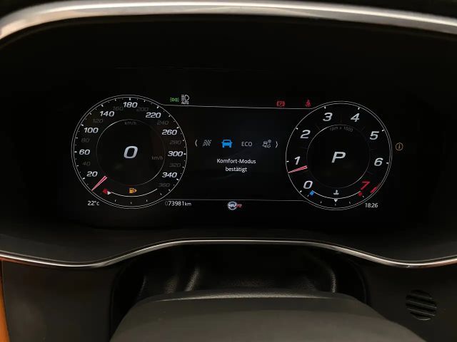 Jaguar F-Pace AWD SVR