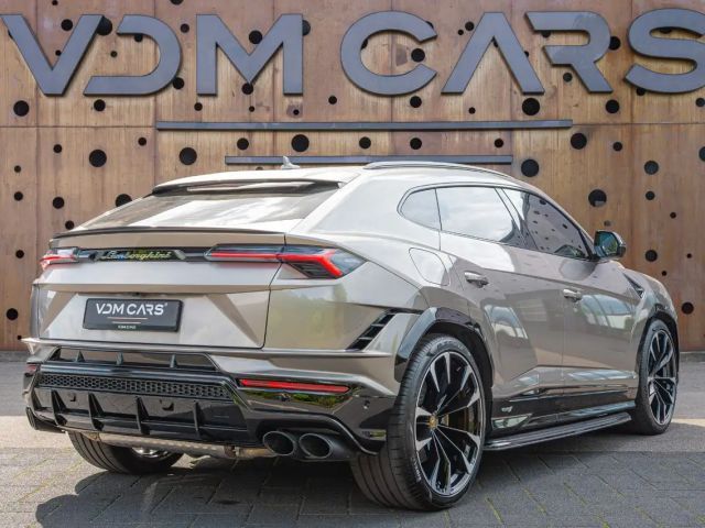 Lamborghini Urus S