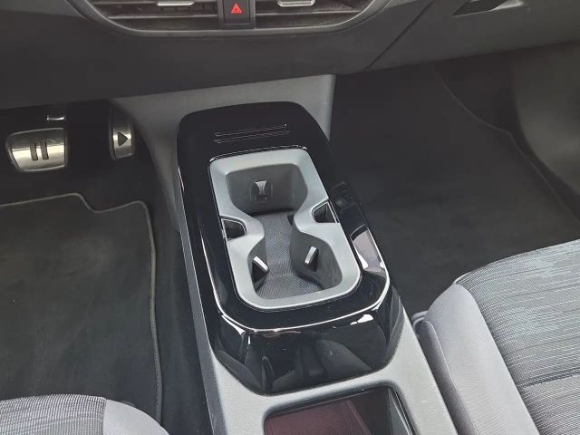 Volkswagen ID.4 IQ.Drive Performance Pro