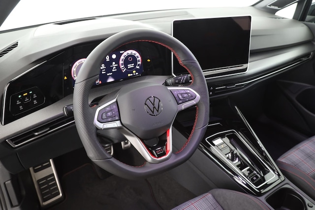 Volkswagen Golf 2.0 TSI DSG Golf VIII