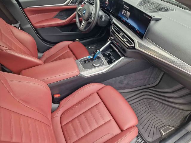 BMW i4 Comfort pakket Coupé M50