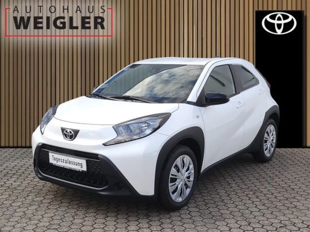 Toyota Aygo X Business Hatchback