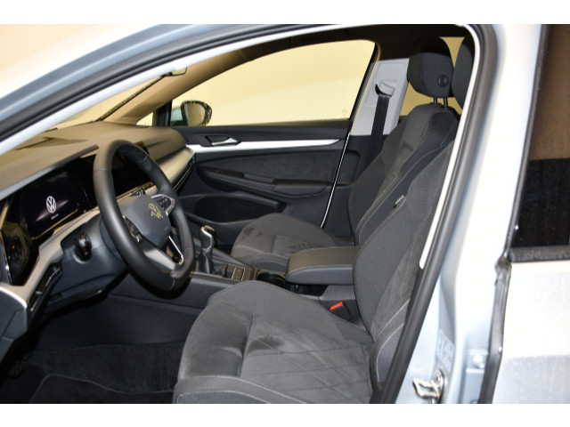 Volkswagen Golf 1.0 TSI Golf VIII Life Variant