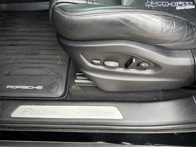 Porsche Cayenne Platinum Edition Turbo