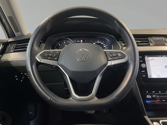 Volkswagen Passat Elegance