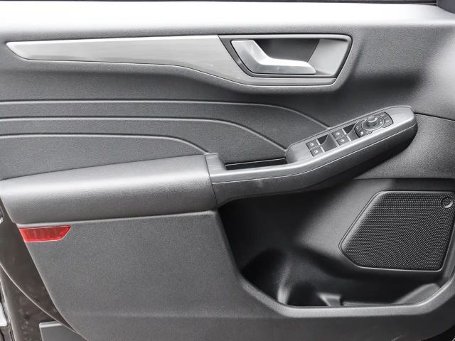 Ford Kuga Hybrid Titanium