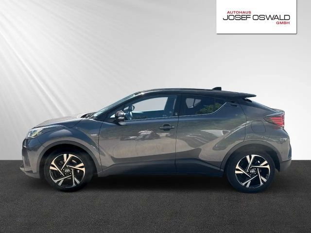 Toyota C-HR Hybride Team D