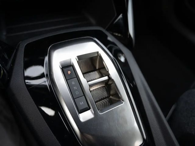 Peugeot 2008 Active Pack EAT8 PureTech