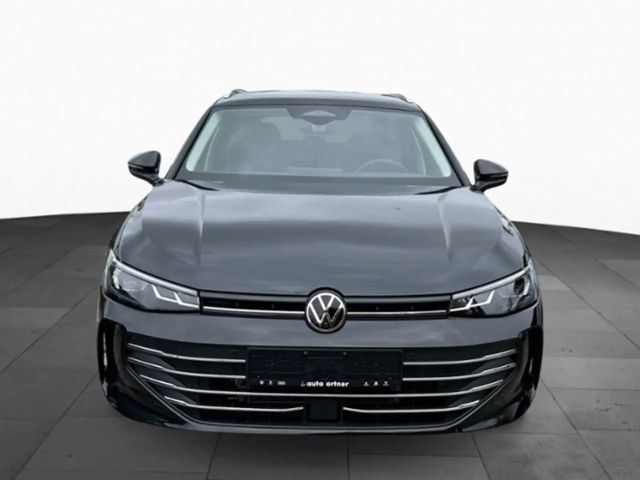 Volkswagen Passat 1.5 eTSI Business IQ.Drive