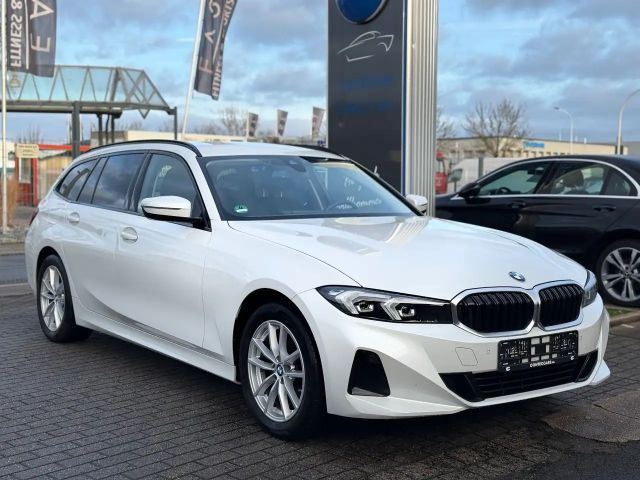 BMW 320 320d Touring xDrive