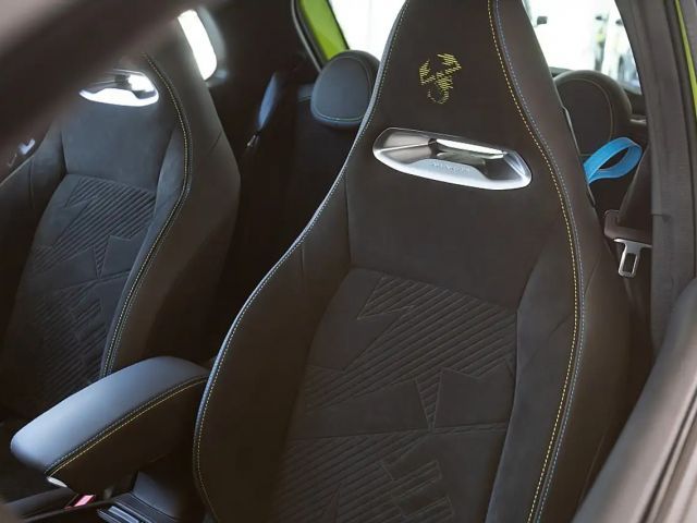 Abarth 500e Scorpionissima