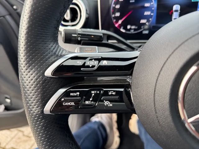 Mercedes-Benz C 300 AMG Line C 300 d Sedan