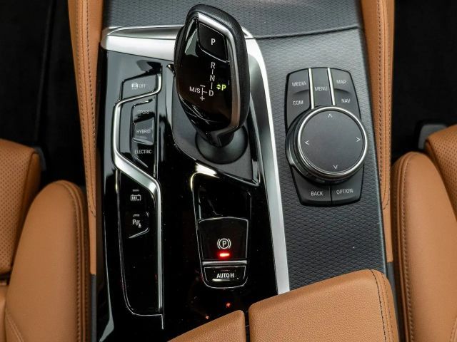 BMW 530 530e M-Sport Touring xDrive