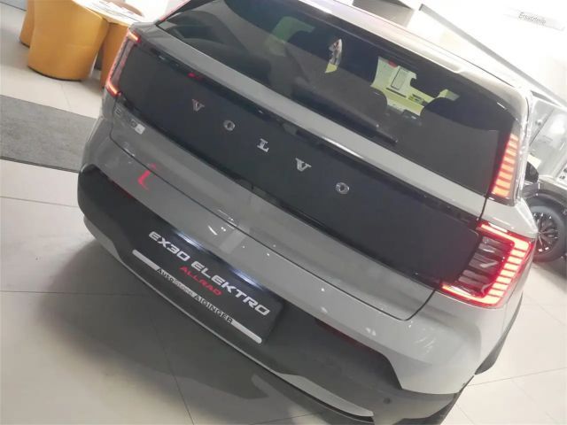 Volvo EX30 Performance Twin motor Ultra