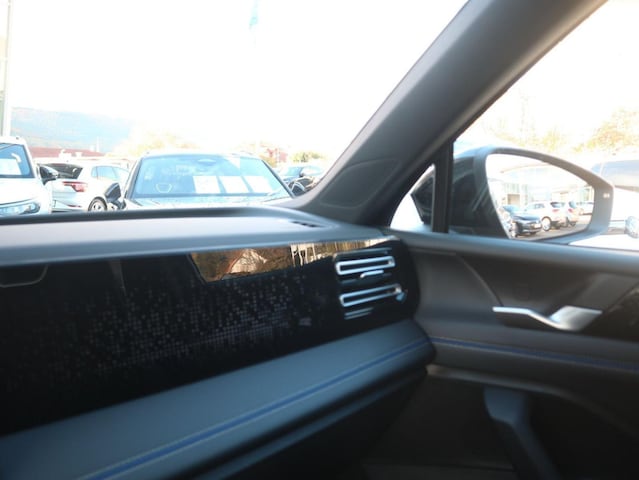 Volkswagen Tiguan 4Motion DSG R-Line