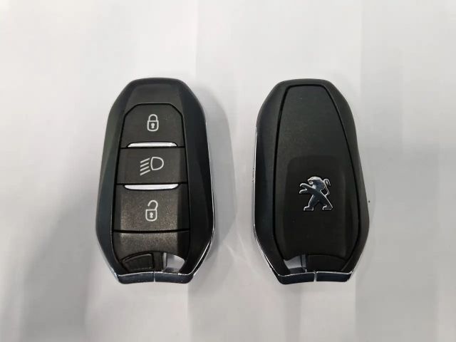 Peugeot 2008 Allure Pack EAT8 PureTech