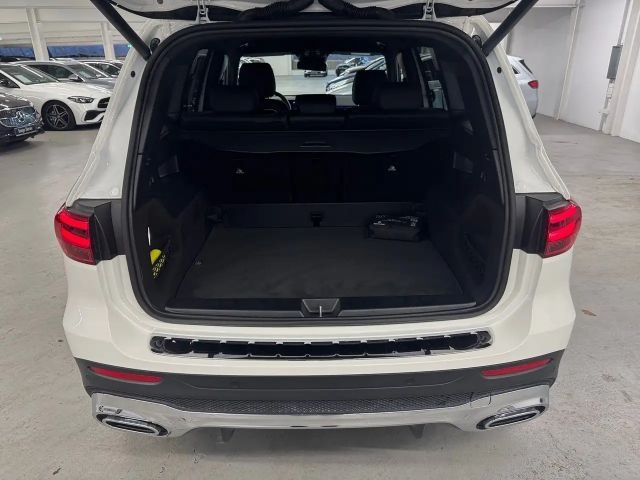 Mercedes-Benz GLB 200 AMG Line