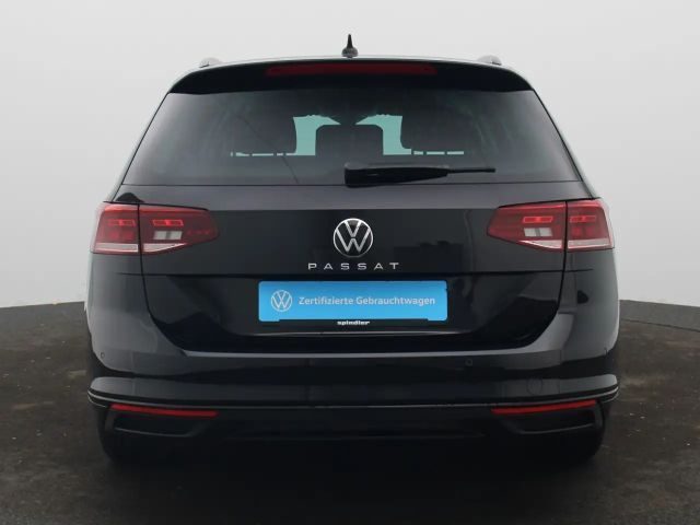 Volkswagen Passat 1.5 TSI Business DSG Variant