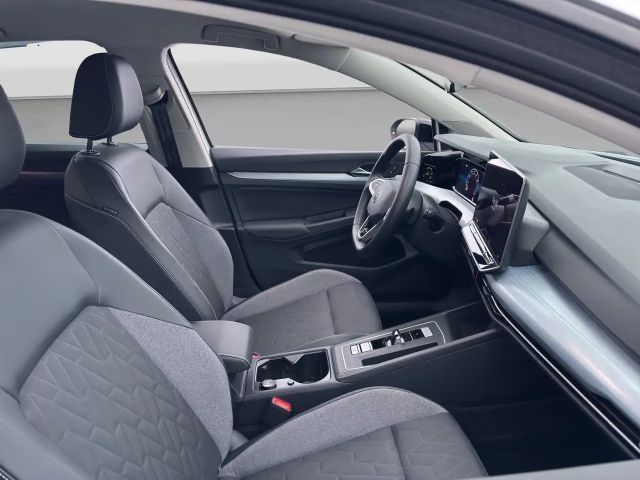 Volkswagen Golf 1.5 eTSI Life