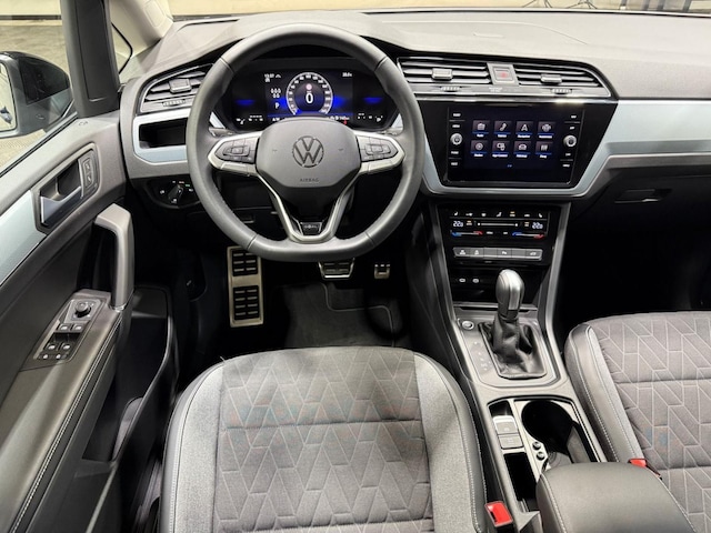 Volkswagen Touran 1.5 TSI DSG