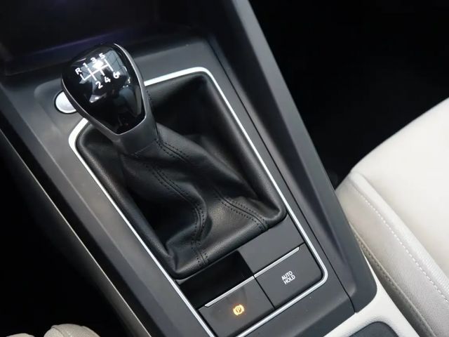 Volkswagen Golf 1.5 TSI Style Variant