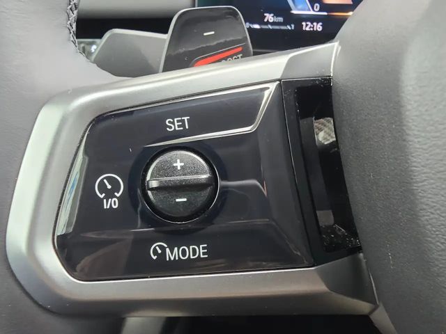 BMW 520 520i M-Sport Sedan