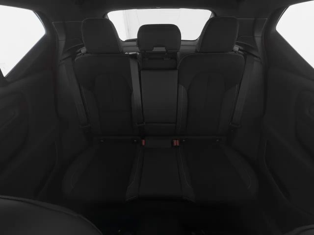 Volvo XC40 AWD Plus Recharge Twin Engine