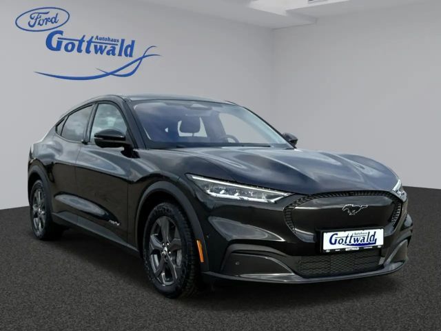 Ford Mustang Mach-E 75 kWh RWD