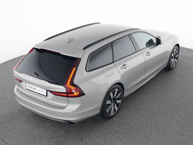 Volvo V90 AWD Dark Plus T6